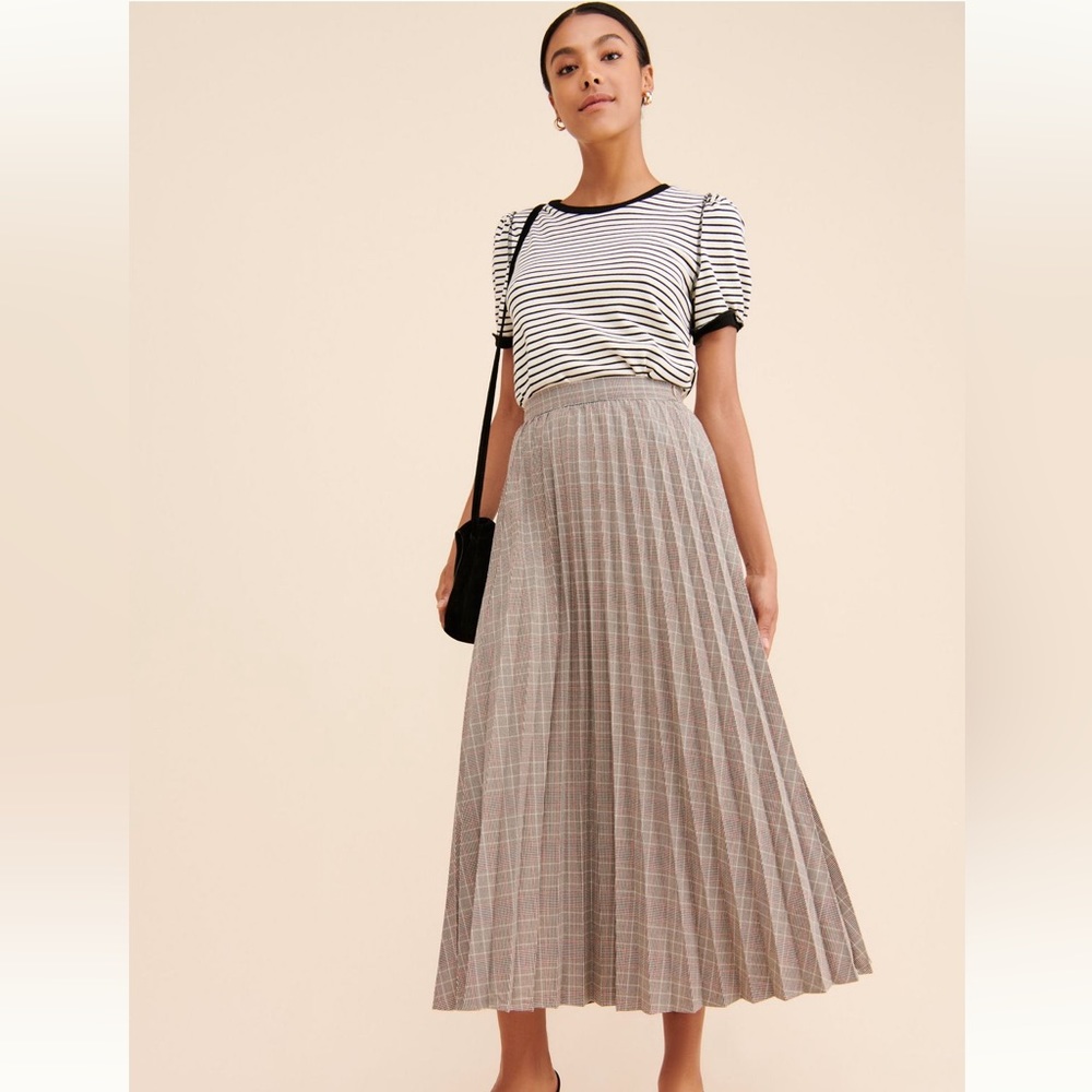 Six crisp days plaid skirt